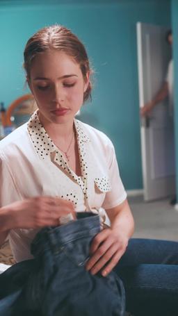 A Hamptons Summer Affair with My BFF's Brother episode 44