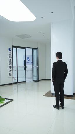 After the Divorce, She Takes It All episode 17