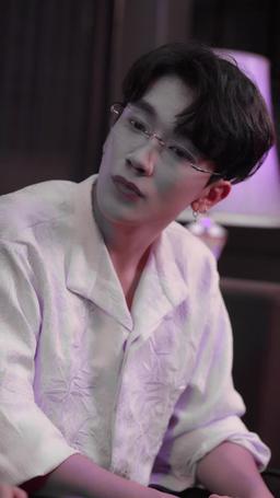 In This Life, Crown Princess Steals the Spotlight episode 23