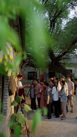 I'm Not Your Typical 70s Housewife episode 27