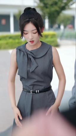 Oops, Roomie, You Picked the Wrong Girl! episode 5