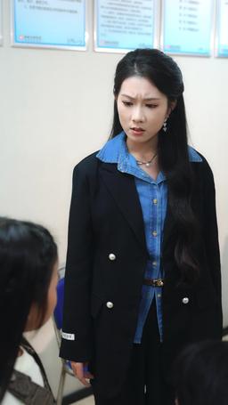 After Divorced, He Finally Saw Me episode 5