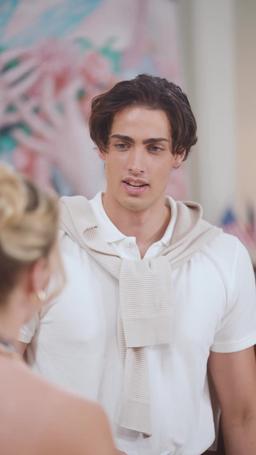 A Hamptons Summer Affair with My BFF's Brother episode 14