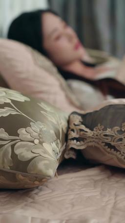 Reborn to Make Him Fall episode 4