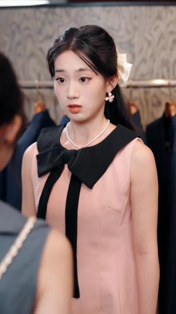 Oops, Roomie, You Picked the Wrong Girl! episode 8