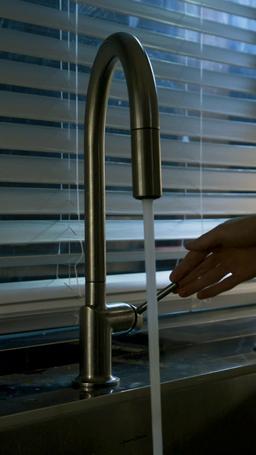 Hold Me in the Dark episode 9
