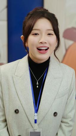 Falling for My Gold-Digger Wife episode 42