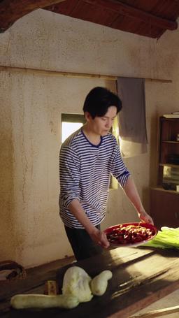 I'm Not Your Typical 70s Housewife episode 28