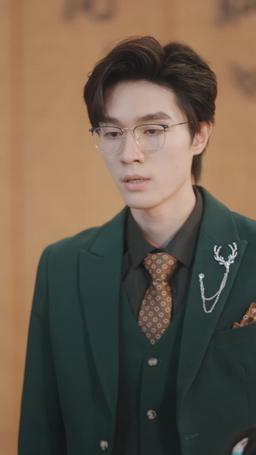 The Thorn Beneath the Silk episode 32