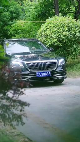 Unveiling Her Secret Identities episode 1