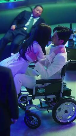 Unveiling Her Secret Identities episode 6