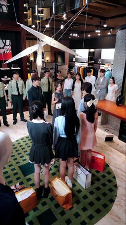 Oops, Roomie, You Picked the Wrong Girl! episode 19