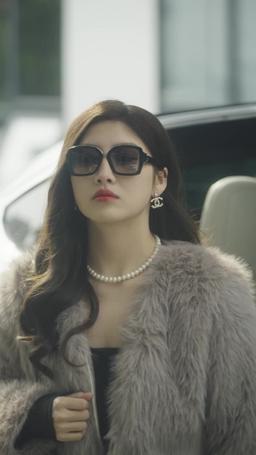 The Masked Heiress with Three Brothers episode 4