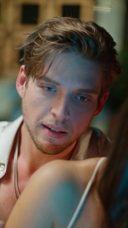 How to Land a Movie Star episode 38