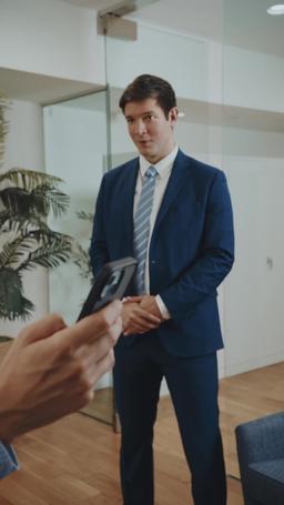 Runaway Billionaire Becomes My Groom episode 17