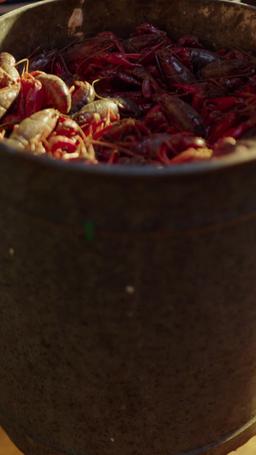 I'm Not Your Typical 70s Housewife episode 24